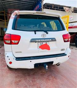 Toyota Sequoia
